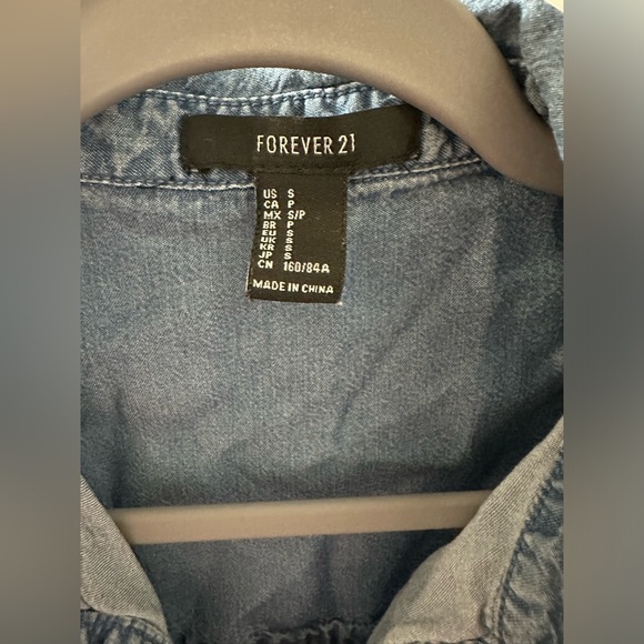 Forever 21 denim shirt. Size small. - Picture 3 of 3